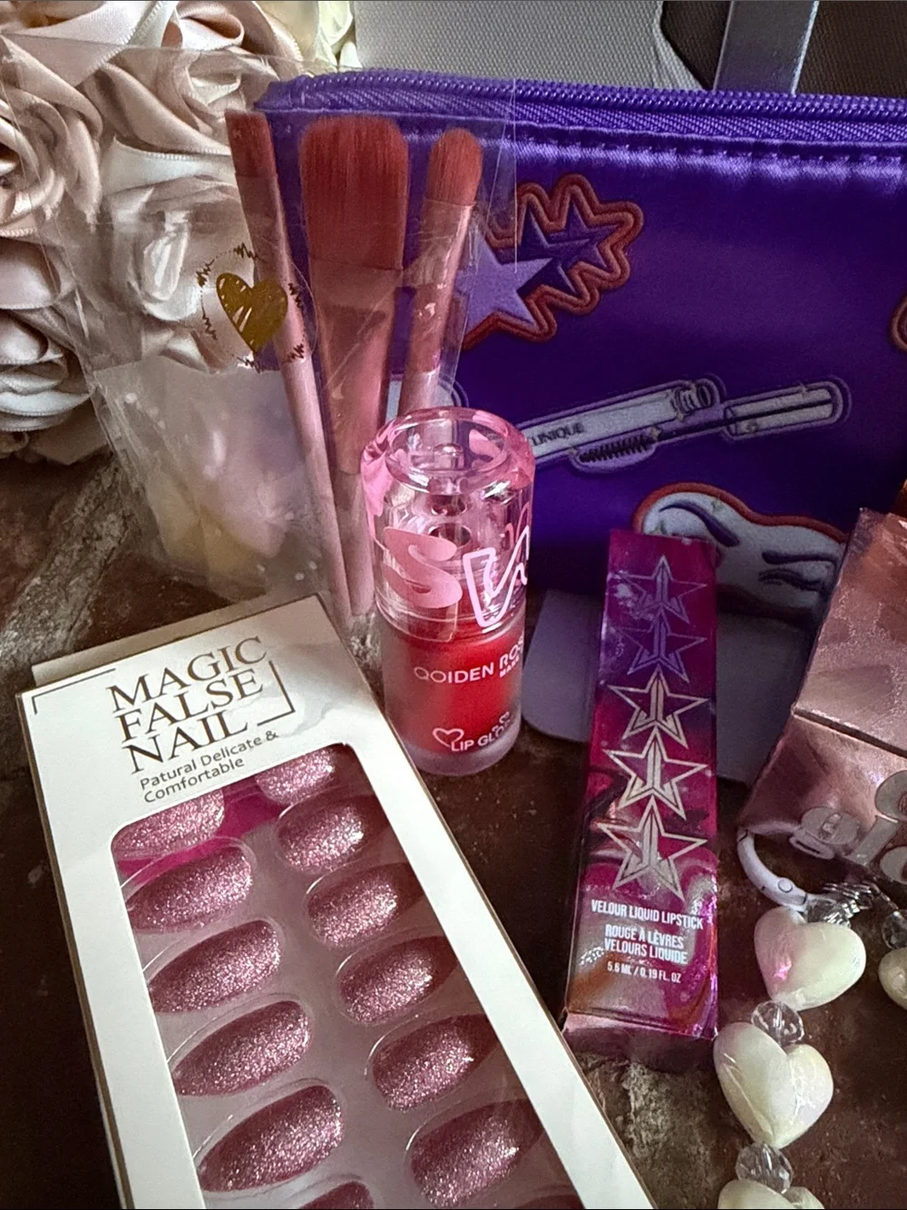 Clinique Purple Cosmetic Pouch with Pink and Gold Beauty Bundle